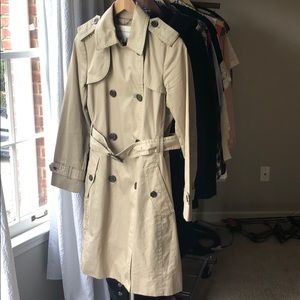 Banana Republic S trench coat